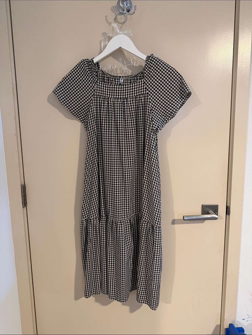 ❣️5 for $100!Uniqlo Black and White Gingham Smocked Neck Dress